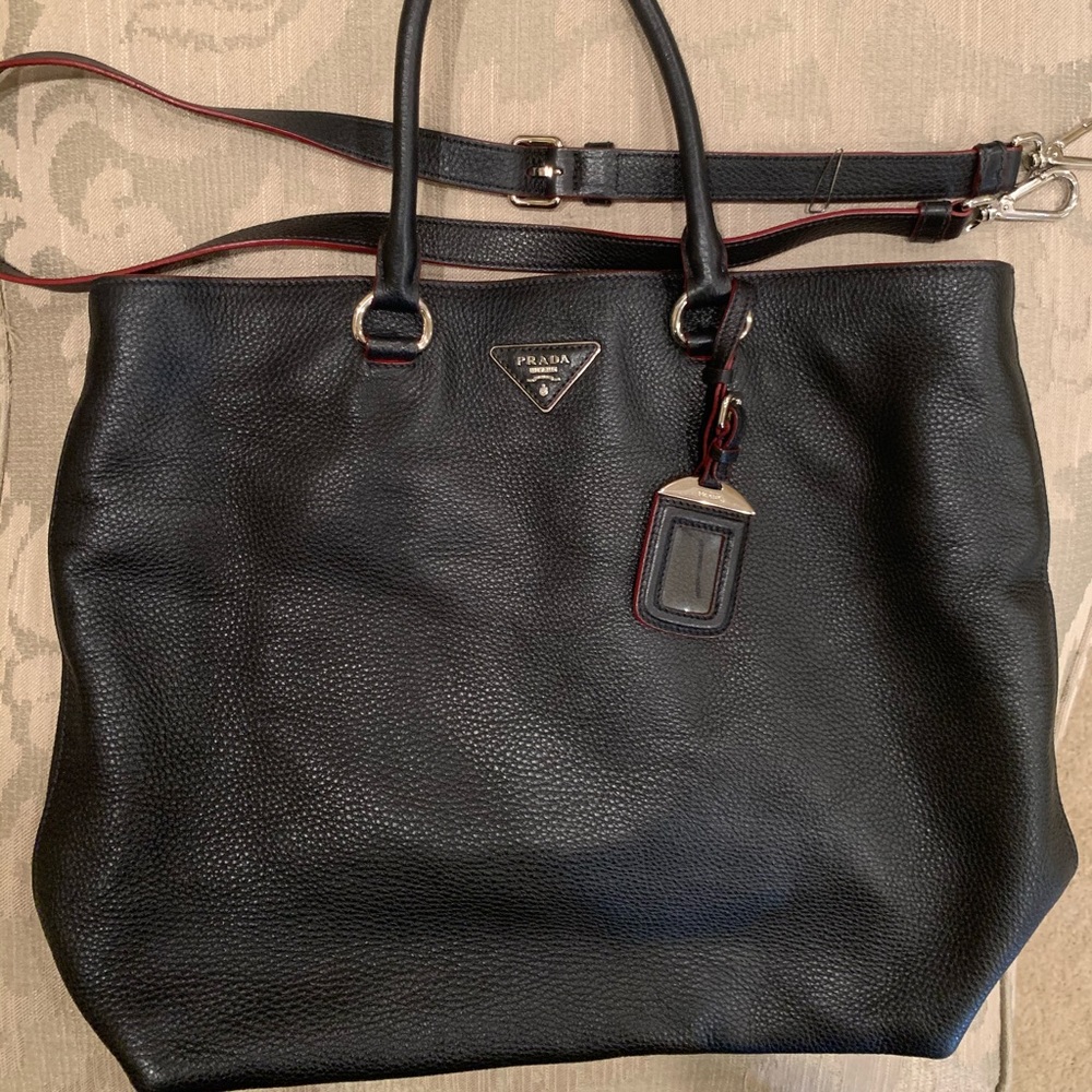 Authentic Prada shoulder/crossbody